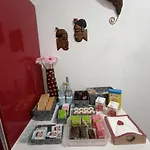 Completa Di Tutto E Anche Appartamento *